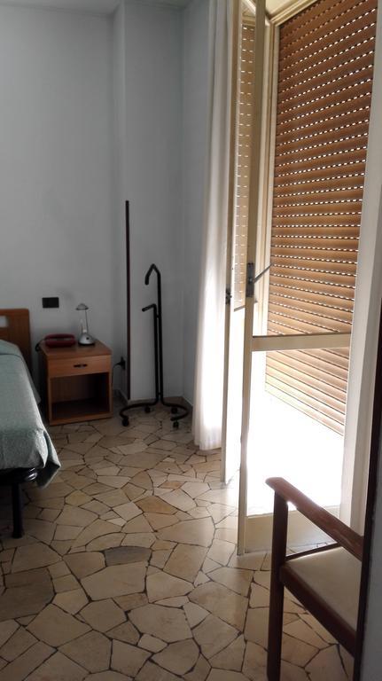 Hotel Mira Varese Kültér fotó