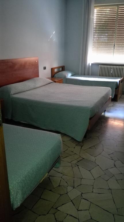 Hotel Mira Varese Szoba fotó