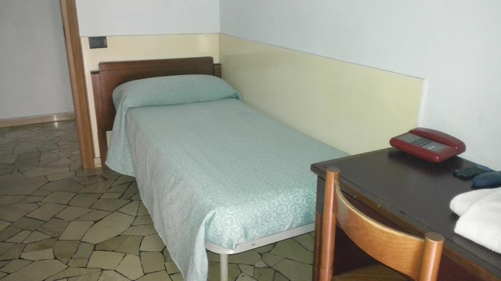 Hotel Mira Varese Szoba fotó
