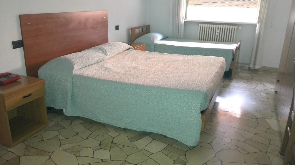 Hotel Mira Varese Szoba fotó